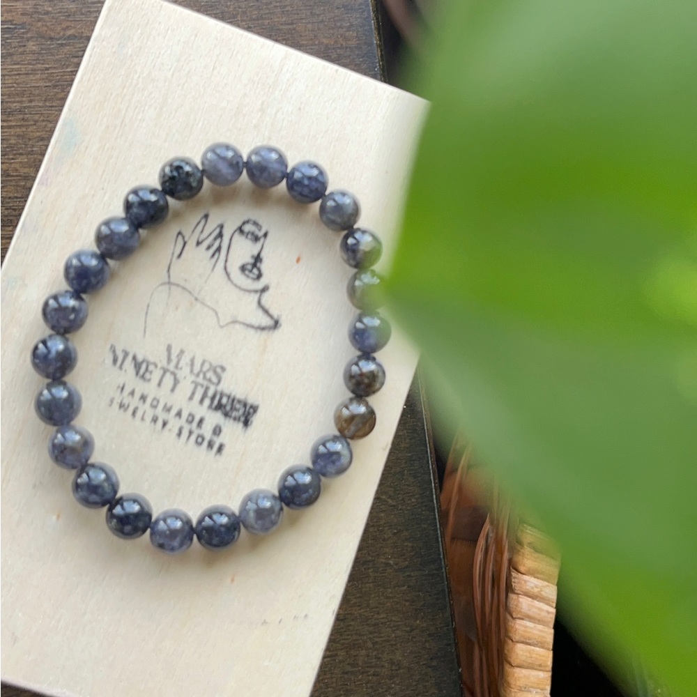IOLITE BRACELET - Picture 2 of 3